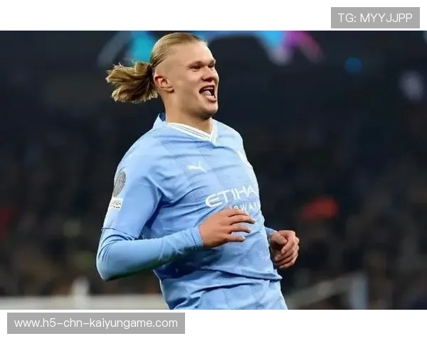 各大球星万圣节狂欢：伊布与哈兰德变身“小丑”造型引爆热议